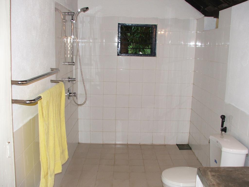 15Lmd Villa In Front Of The Lagoon Batticaloa Room photo