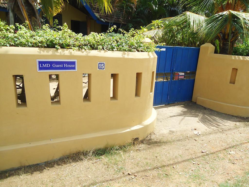 15Lmd Villa In Front Of The Lagoon Batticaloa Exterior photo