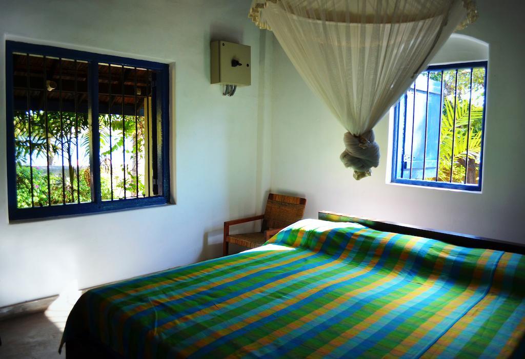 15Lmd Villa In Front Of The Lagoon Batticaloa Room photo